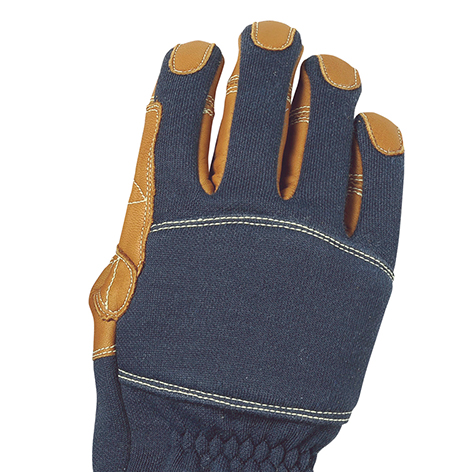 指先を爪部まで包み込んだロールガード縫製甲部のクッション材にケブラー®繊維製のフェルトを使用