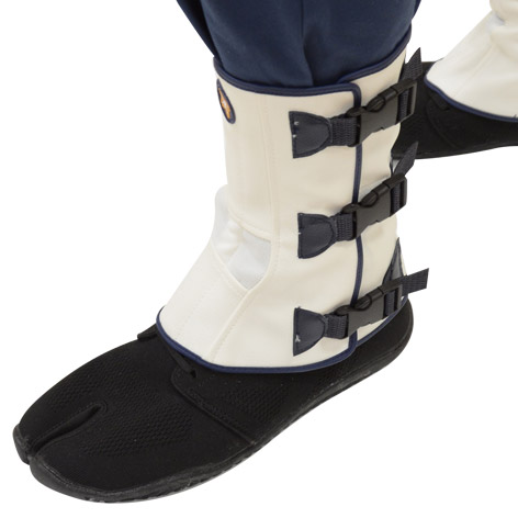 シグナルオリジナルの「脚絆　消防団マーク付」や「操法用脚絆 IMPALA 40.99」を装着可。装着可能な脚絆はスペック欄を参照　[ブラック]