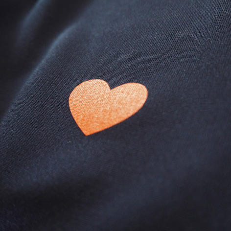 オレンジカラーのハートは「救助」の心臓であり、愛であり、力である